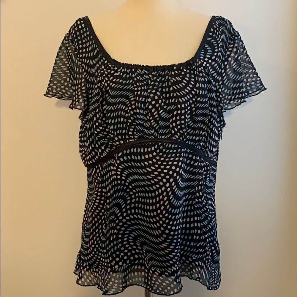 Essentials by Milano blouse 